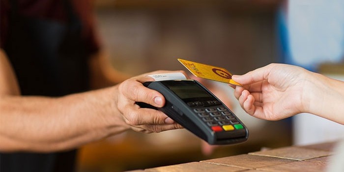 تأخر تمويل منافذ الصرف يربك البصرة ومطالبات بفتح الرافدين خلال العطلة