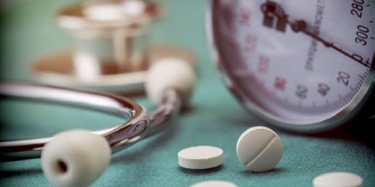 تحليل واسع يكشف دور فيتامينات محددة في الوقاية من السرطان أو زيادته